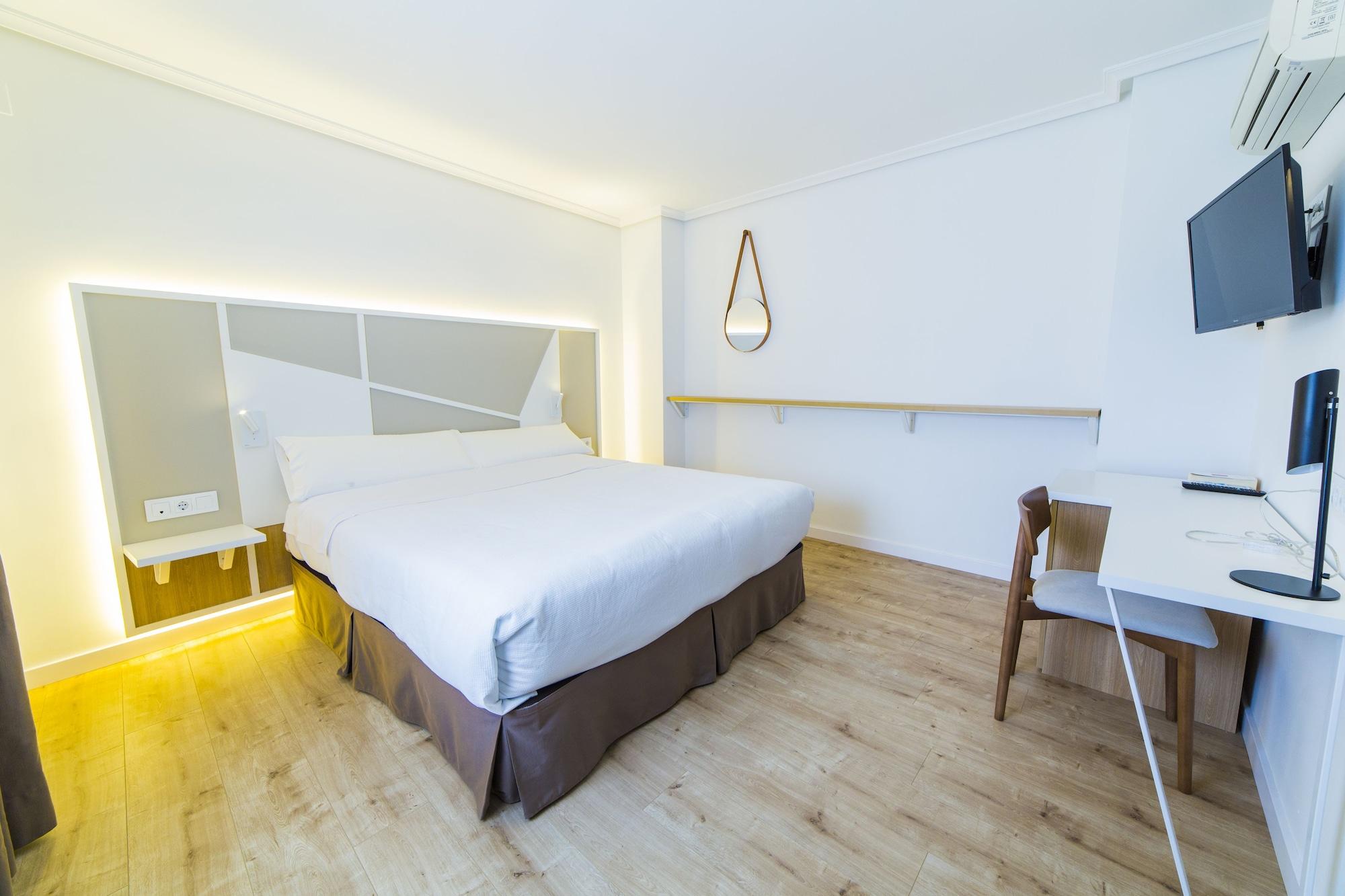 Hospedium Hotel Canitas Maite Gastronomico Casas-Ibanez Extérieur photo
