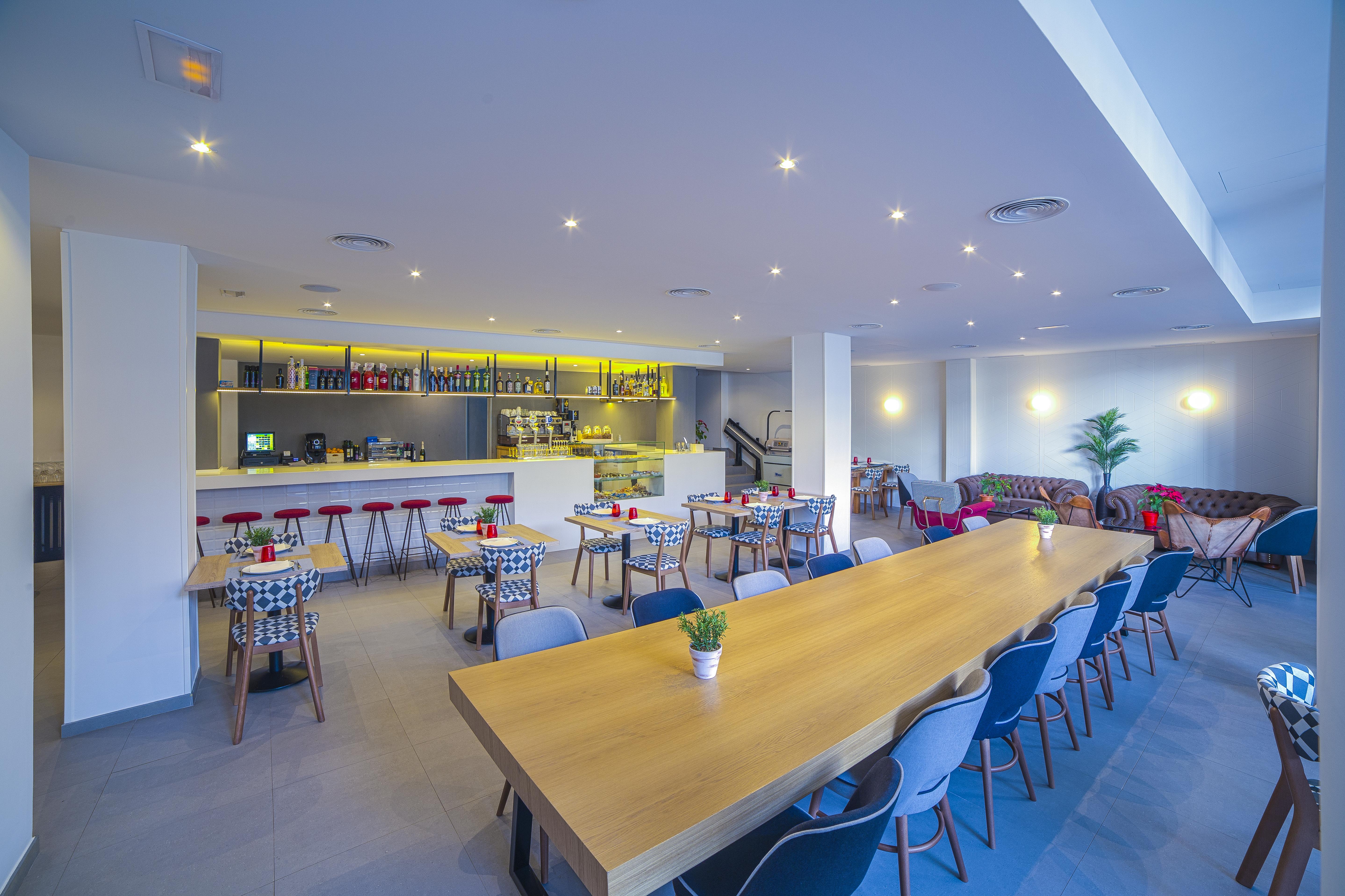 Hospedium Hotel Canitas Maite Gastronomico Casas-Ibanez Extérieur photo